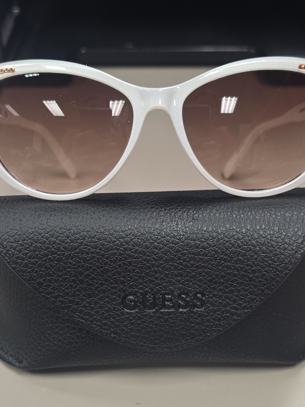 GUESS GU00006 Cat Eye White Sunglasses Brown Tinted Lens Rhinestone Accents